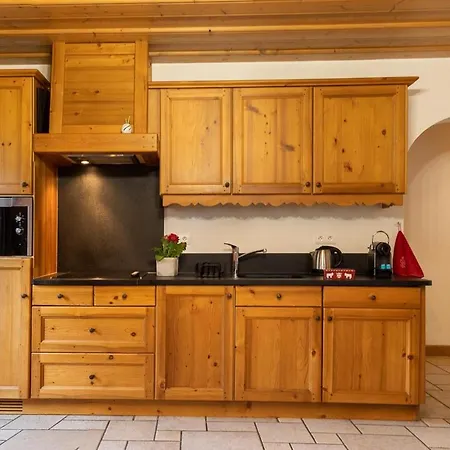 Balneo Les Amaryllis Apartment